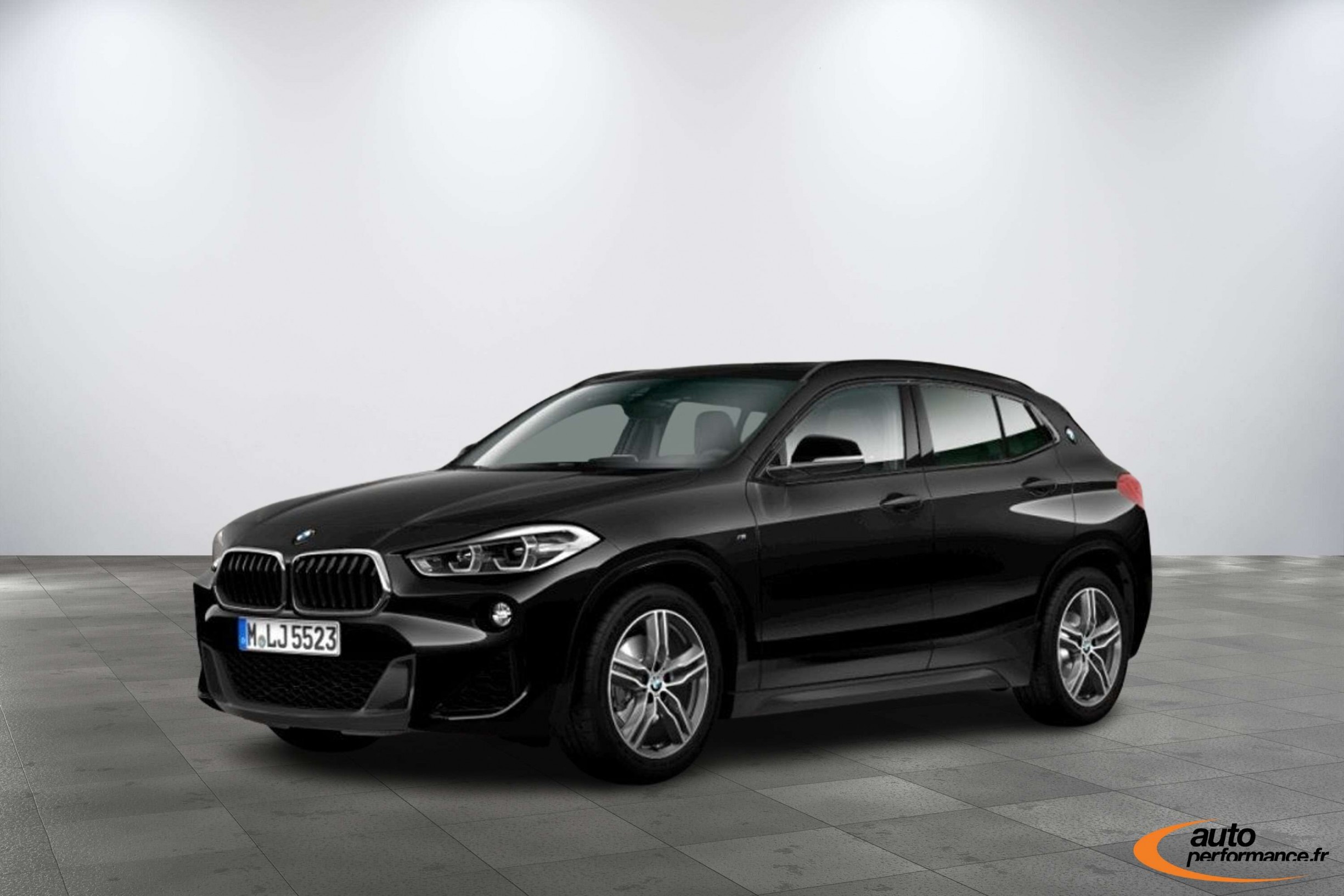 BMW  X2
