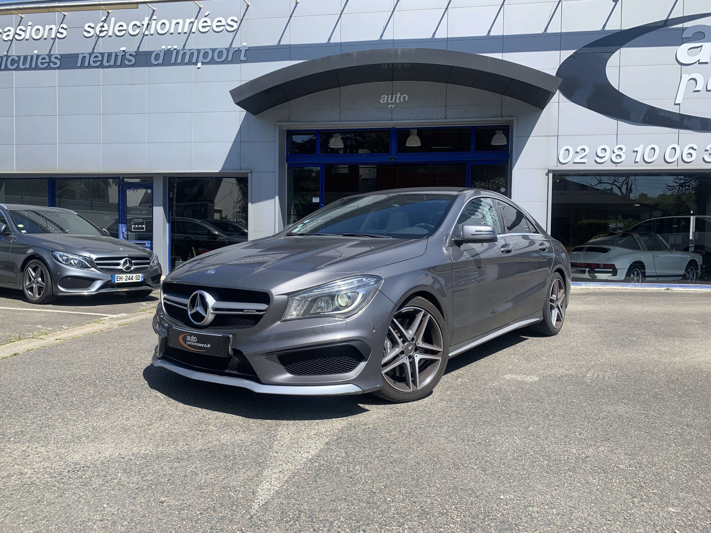 MERCEDES-BENZ CLA