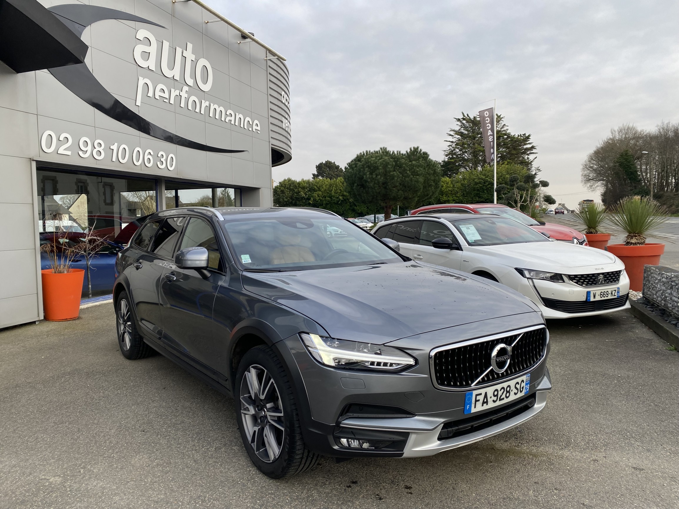 VOLVO V90 Cross Country