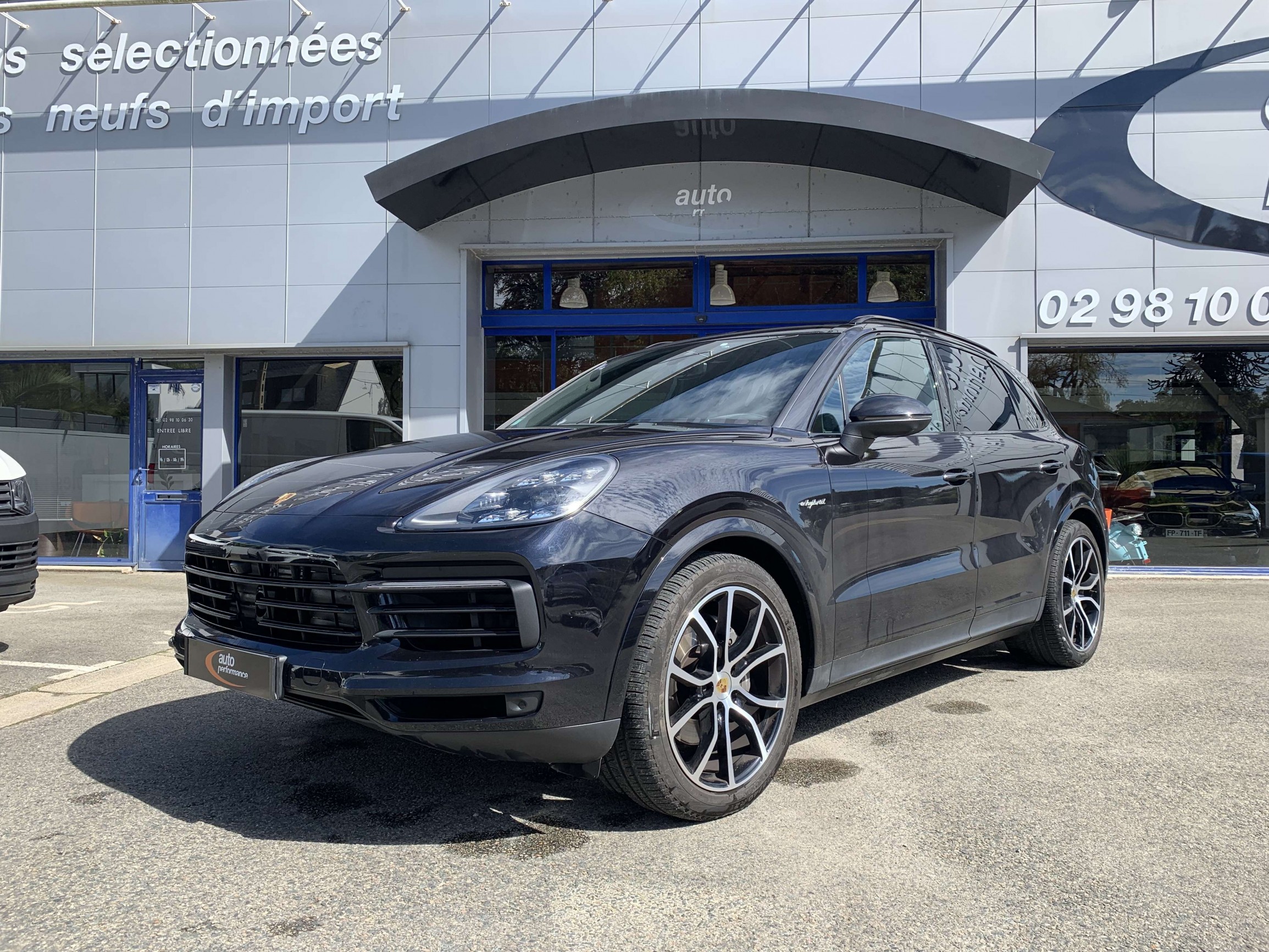 PORSCHE CAYENNE