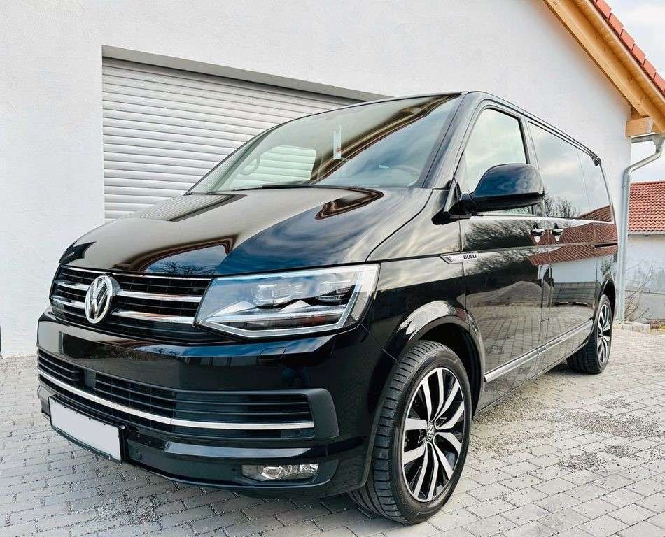 VOLKSWAGEN MULTIVAN