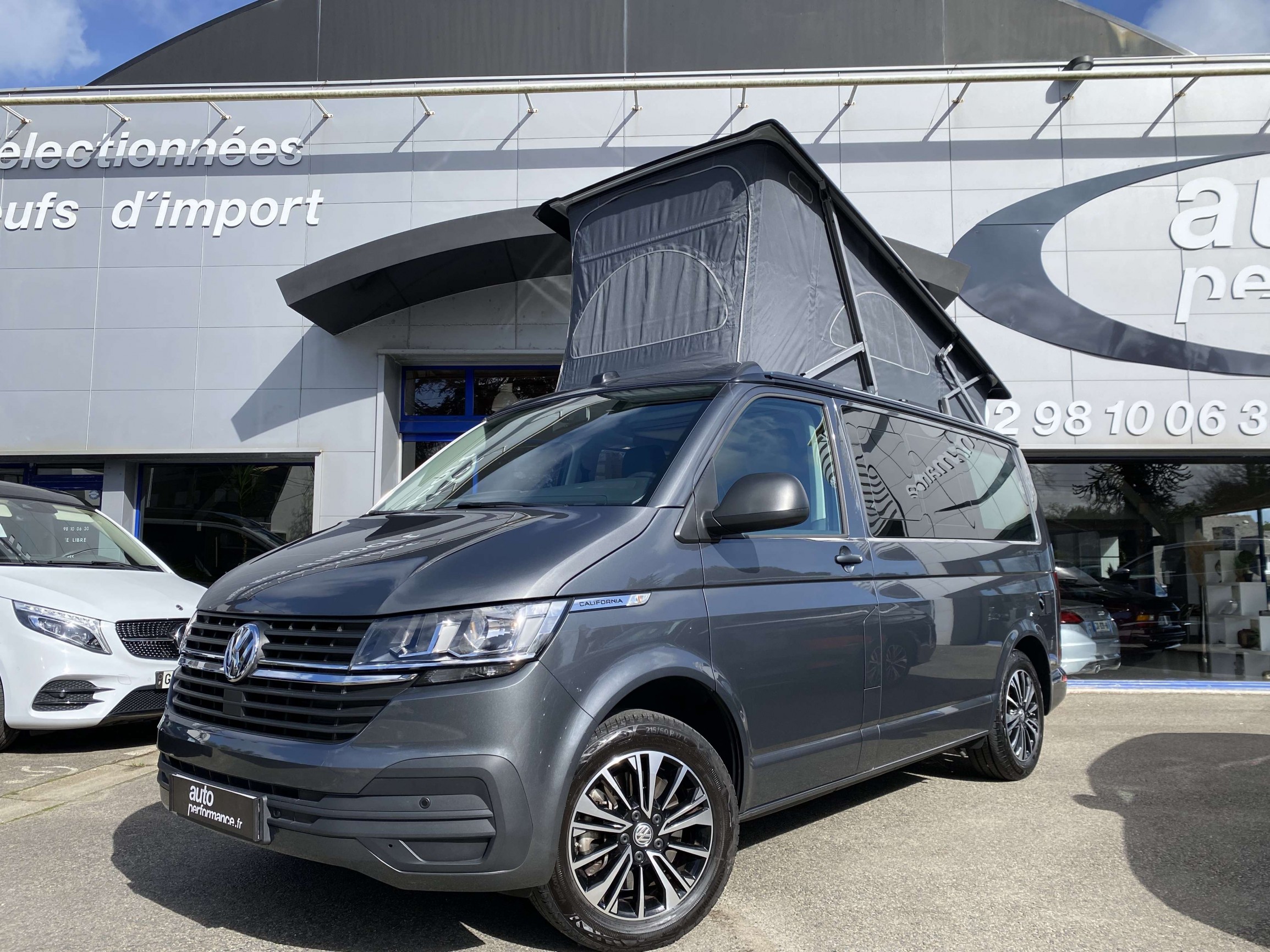 VOLKSWAGEN CALIFORNIA