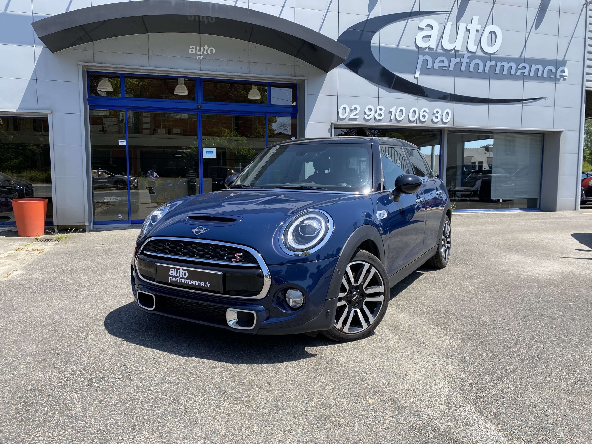 MINI MINI F55
