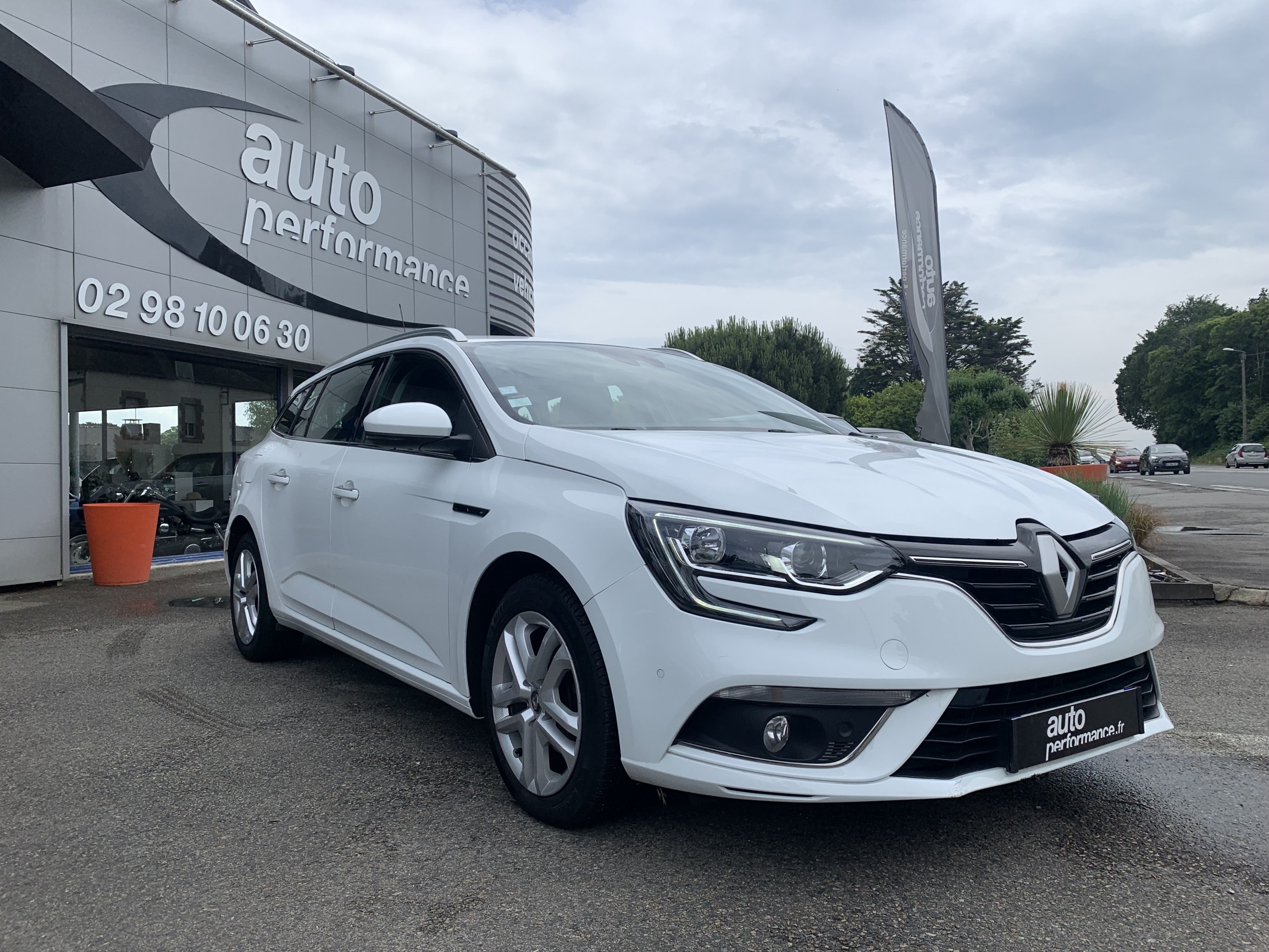 RENAULT MEGANE
