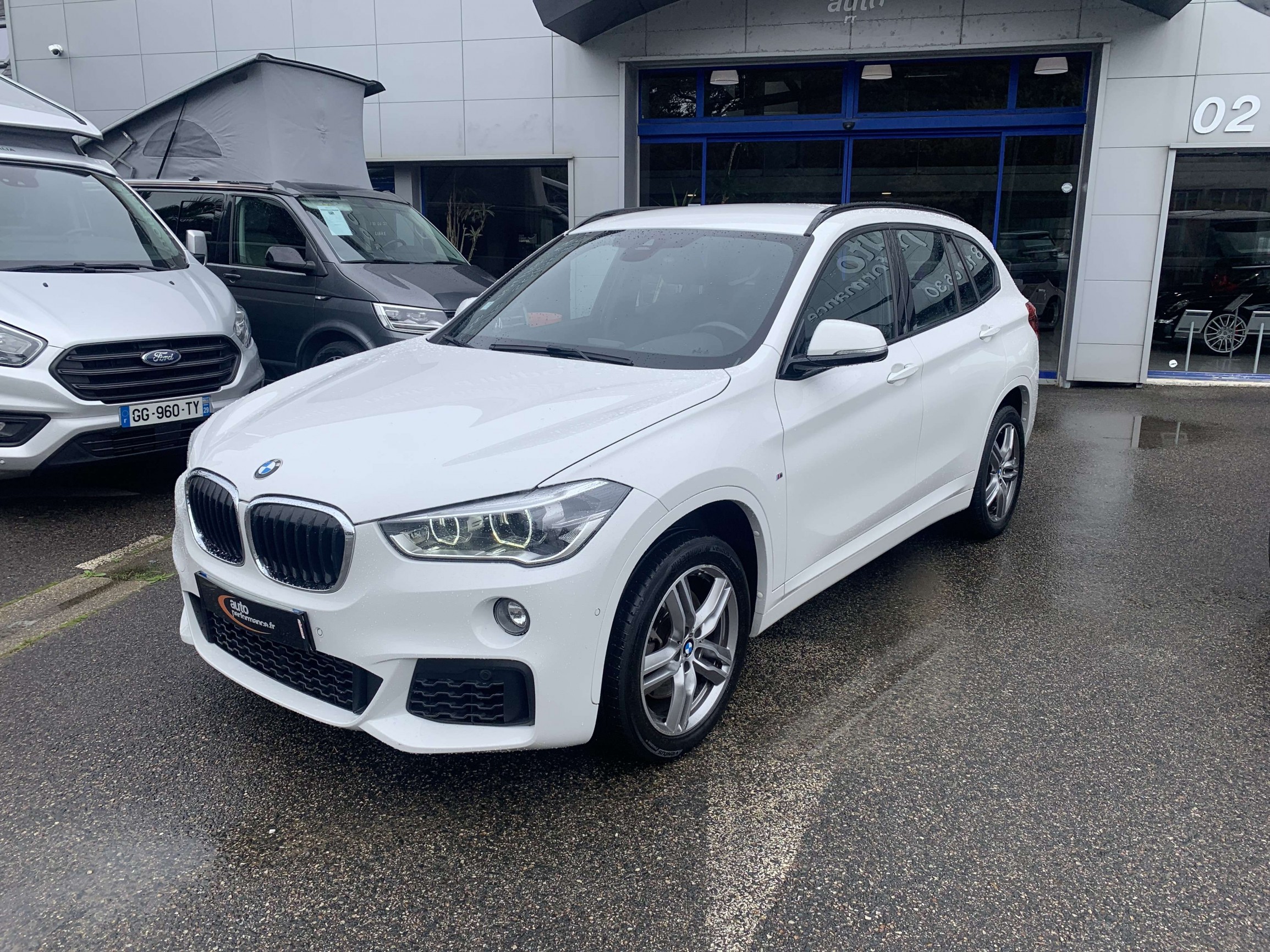 BMW  X1
