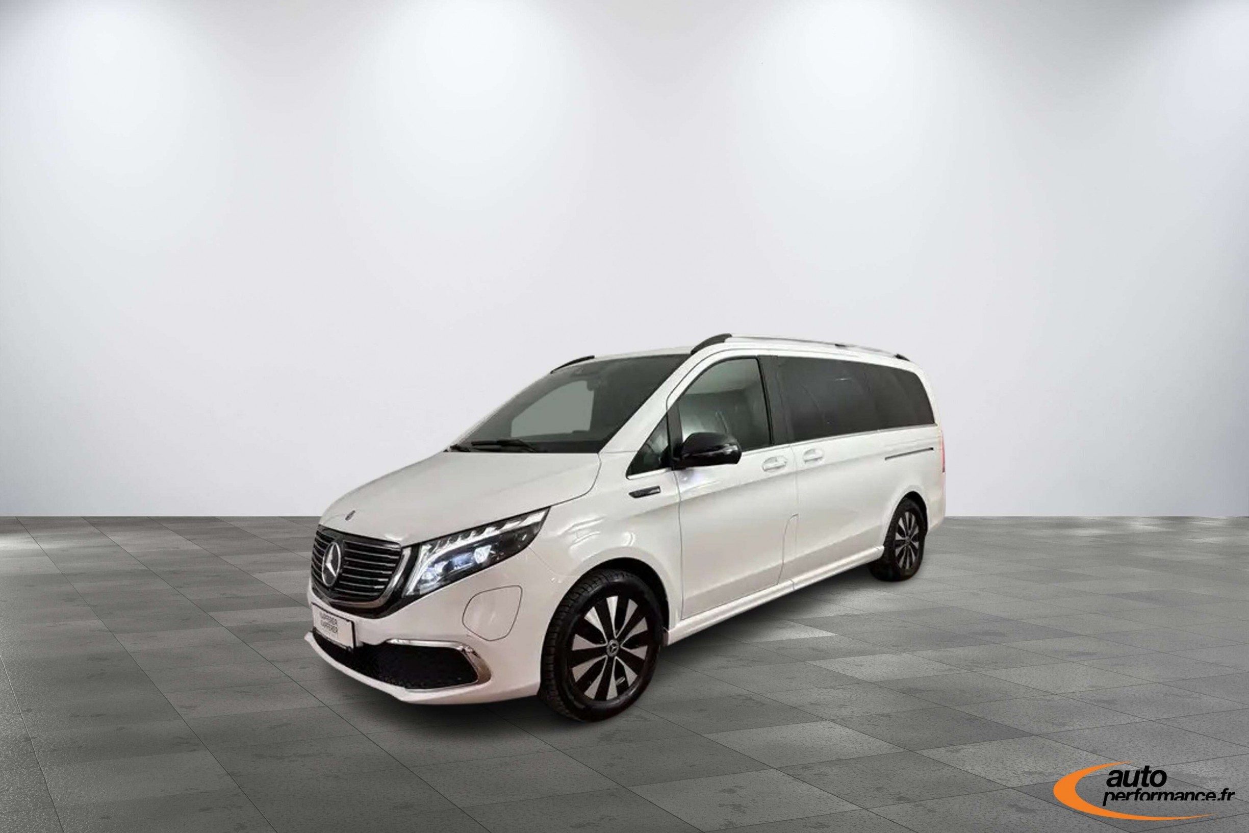 MERCEDES-BENZ EQV