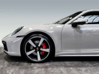 PORSCHE 911 Porsche 911 Carrera S (992) Gris craie